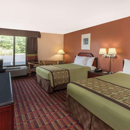 Days Inn By Wyndham Myrtle Beach Socastee Exterior photo