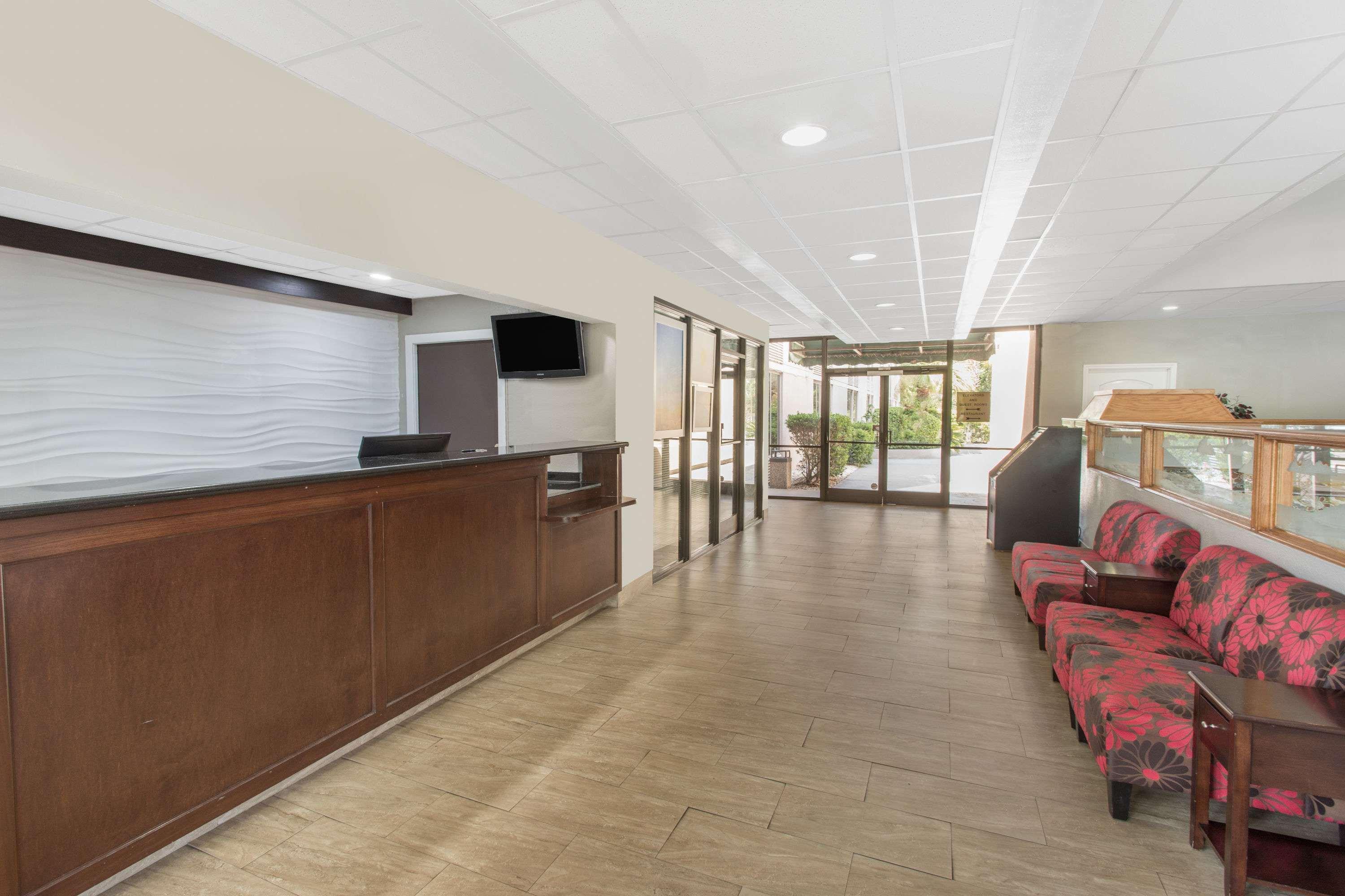 Days Inn By Wyndham Myrtle Beach Socastee Exterior photo