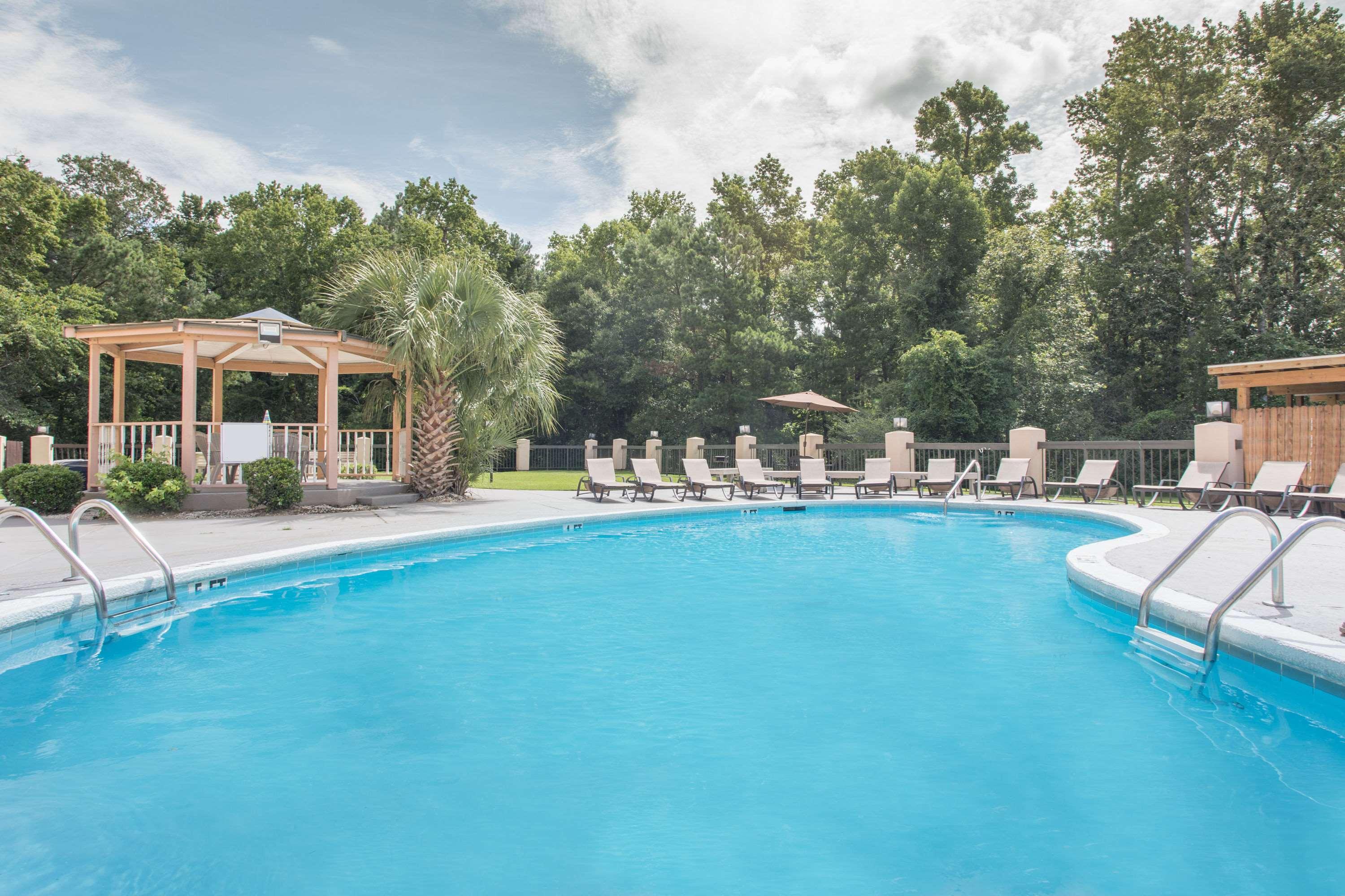 Days Inn By Wyndham Myrtle Beach Socastee Exterior photo